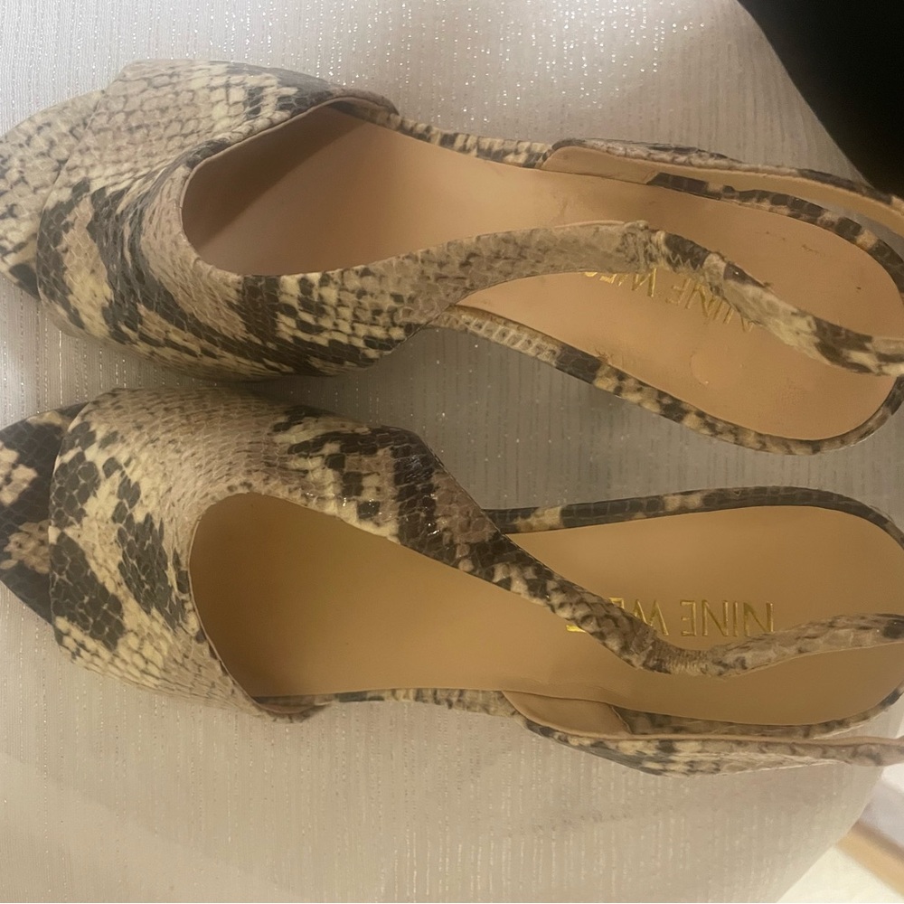 Nine West snake skin Heels Elegant Design
